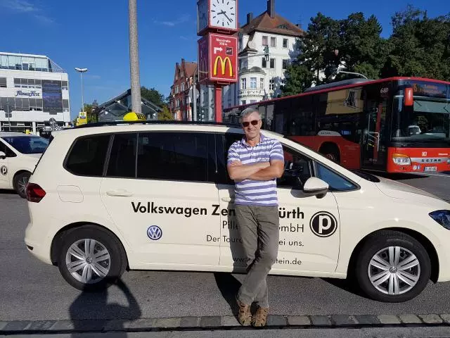 Ich bin seit 2004 ein Taxiunternehmer Ich bin seit 2004 ein Taxiunternehmer